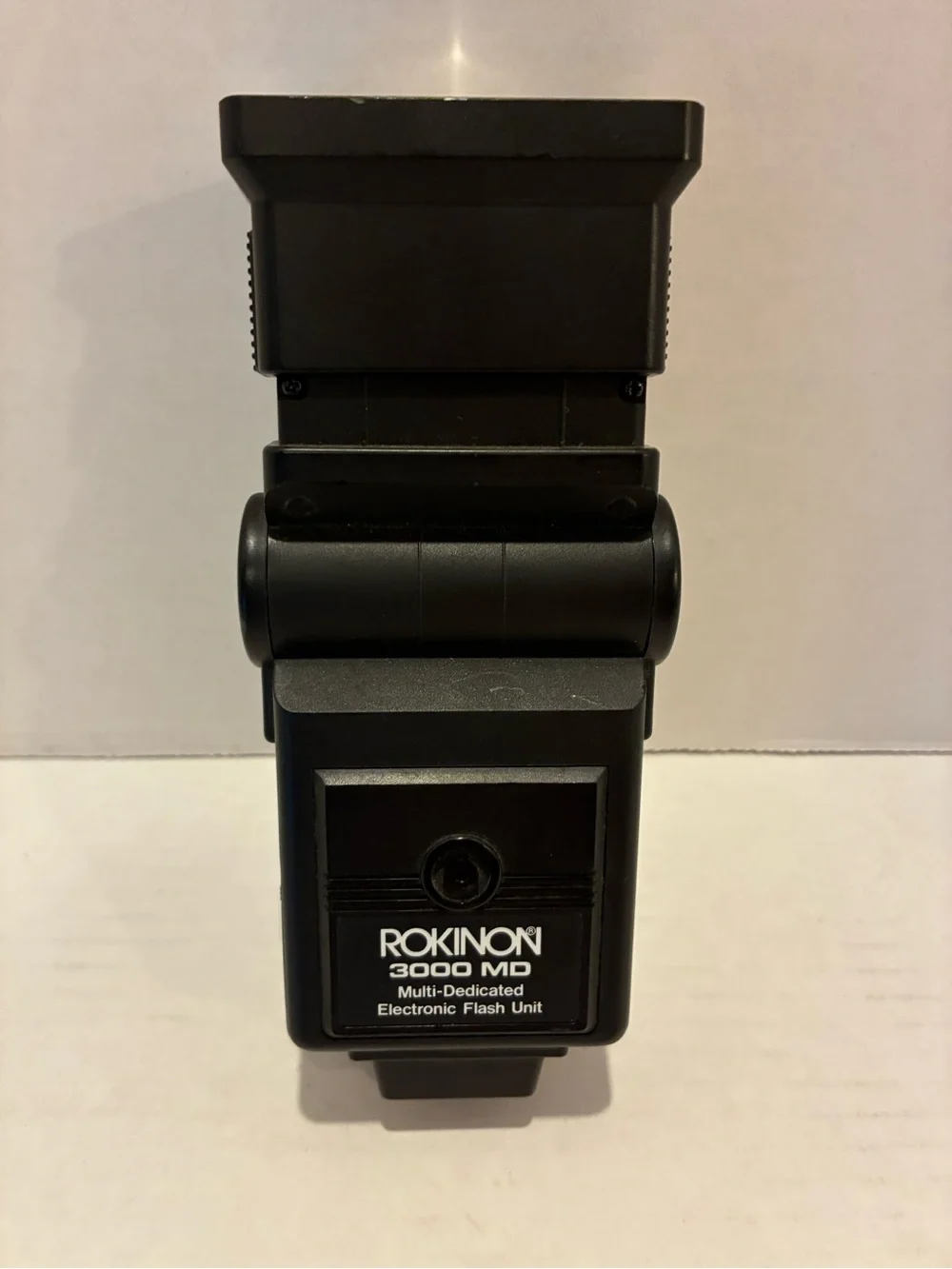 3000 MD Black Electronic Flash Unit
